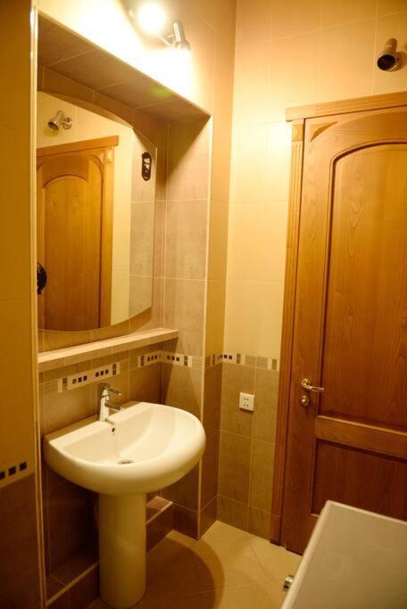 Your Cozy Place Тбілісі Екстер'єр фото