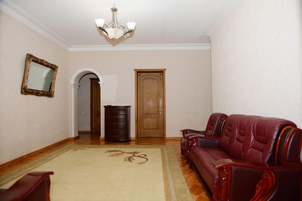 Your Cozy Place Тбілісі Екстер'єр фото